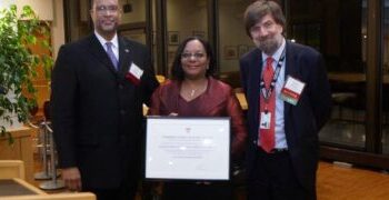 Dr Yolène Vaval Suréna distinguée, en 2011, à l’université Harvard