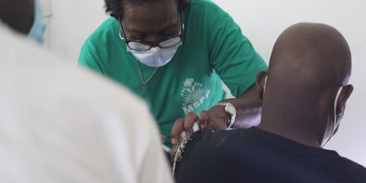 Le ministère de la santé publique administre le vaccin Moderna aux cadets de la PNH
