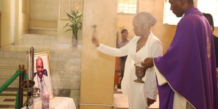 Une messe de requiem en mémoire du Dr Lespérance