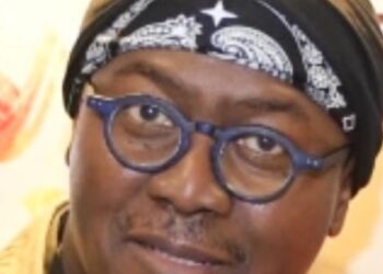 Chantez avec John Steve Bruenasch