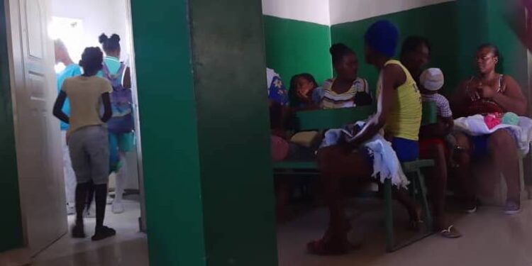 Le combat d’une mère pour faire vacciner son nourrisson