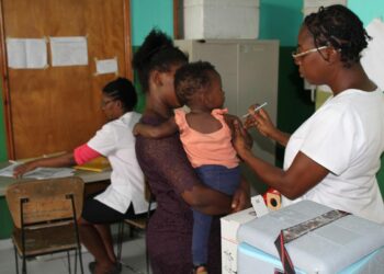 Dossier du RHJS sur la vaccination de routine