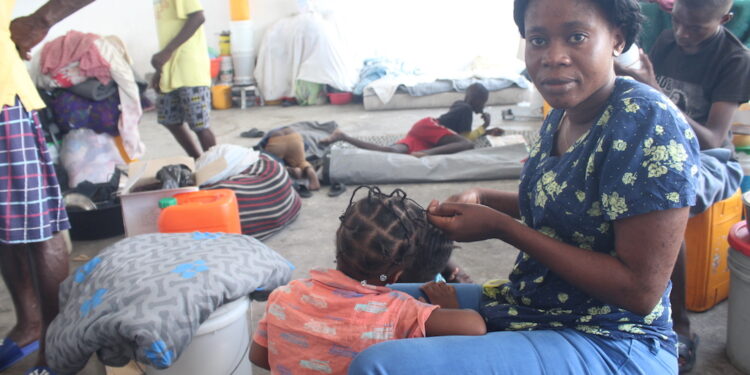 Aller à la selle au camp des déplacés du lycée Marie-Jeanne, une affaire compliquée