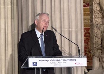 L’ancien Premier ministre Jean Marc Ayrault appelle la France à reconnaître sa dette à l’égard du peuple haïtien