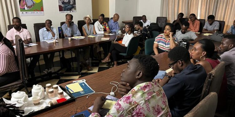Une trentaine de journalistes à une séance de sensibilisation sur les réformes électorales et politiques à Panos