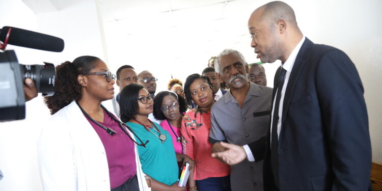 Le MSPP en appui à l’hôpital de Fermathe suite à la terreur de la coalition des bandits armés à Kenskoff