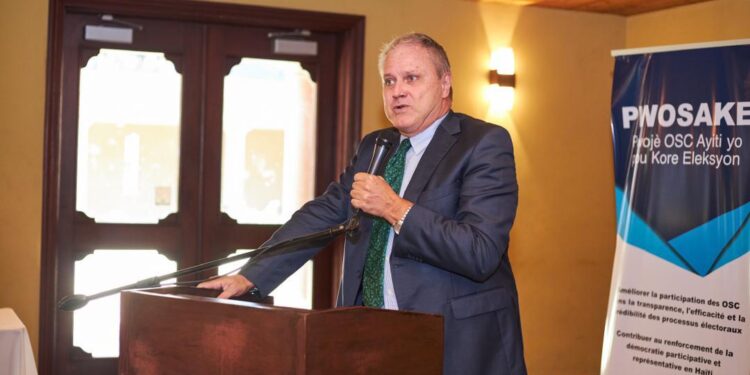 L’Union européenne et le VDH encouragent la participation des jeunes et des femmes dans le processus électoral en Haïti