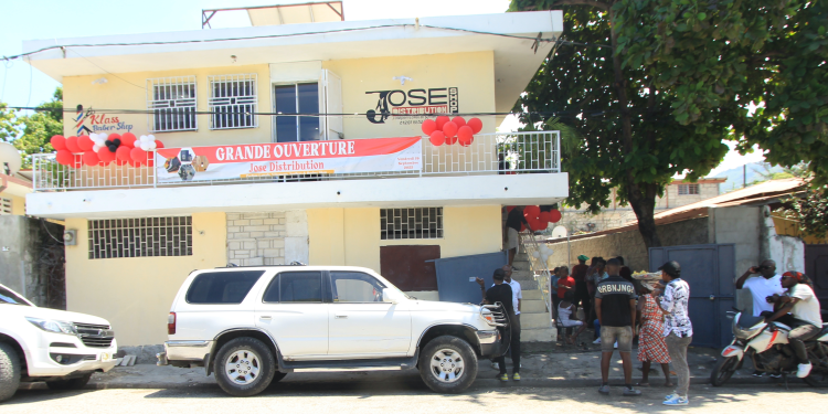 Grande ouverture de Jose Distribution à la 2e rue Rivière